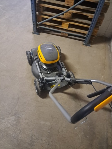 1372103-2 Lawnmower STIGA Multiclip Pro 50 S AE