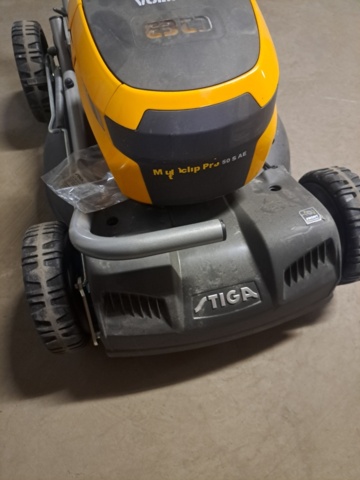 1372103-5 Lawnmower STIGA Multiclip Pro 50 S AE