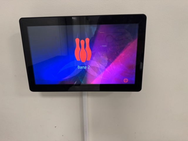 1199514-5 Showroom bowling alleys