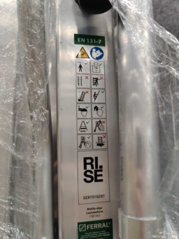 1390014-11 Work platform Ferral 3-4 steps, 710-890 mm