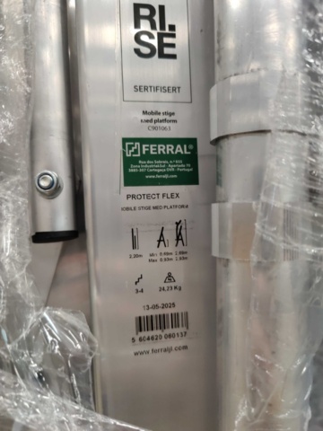 1390014-13 Work platform Ferral 3-4 steps, 710-890 mm