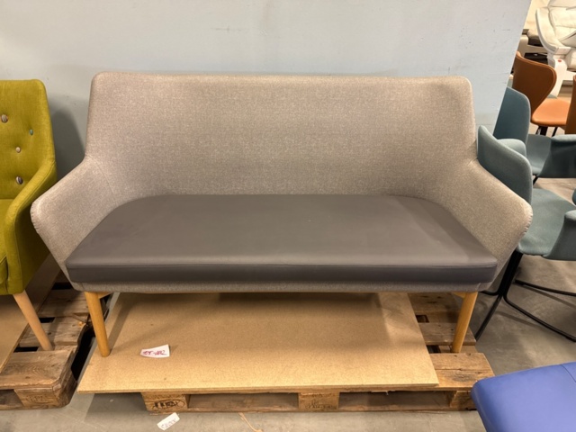 1390089-1 Uni sofa, gray / beech