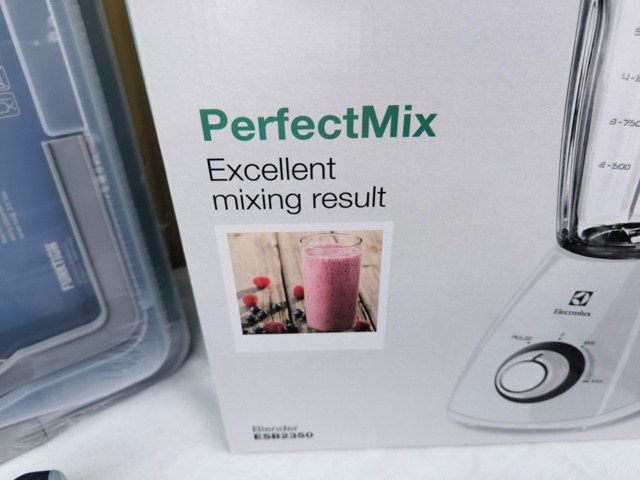 1331732-13 Mixer, frying pan, electric whisk, cutting board and more