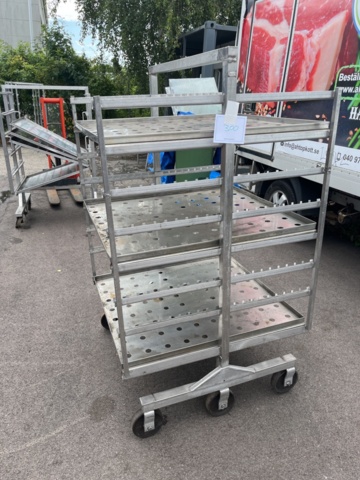 1390300-2 Rullvagn till rökugn