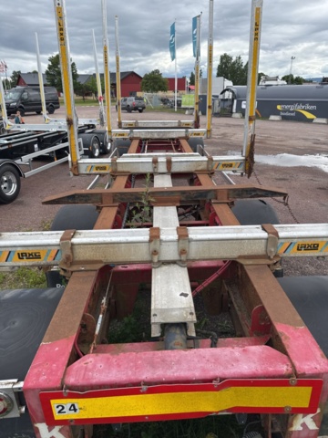 1321812-16 KILAFORS SBLB4A-36-104 -2005 timmervagn