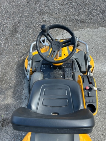 1367505-9 Riding lawn mower - Stiga (Repair item)