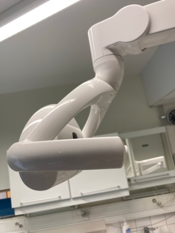1390179-13 Tandläkarklinik: Intego pro tandläkarstol, röntgen, lampa, autoklav