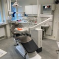 1390179-1 Tandläkarklinik: Intego pro tandläkarstol, röntgen, lampa, autoklav