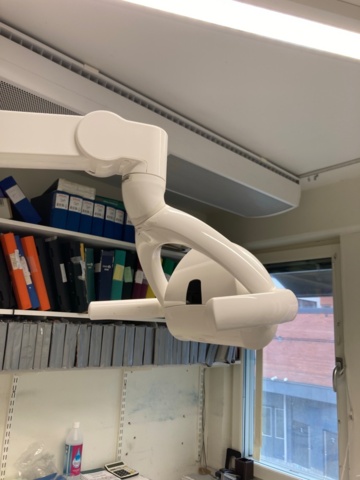 1390179-12 Tandläkarklinik: Intego pro tandläkarstol, röntgen, lampa, autoklav