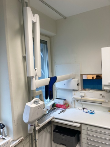 1390179-36 Tandläkarklinik: Intego pro tandläkarstol, röntgen, lampa, autoklav