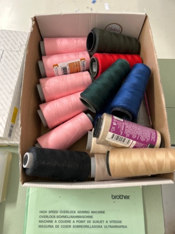 1367528-9 Sewing machine - Brother EF4-B511