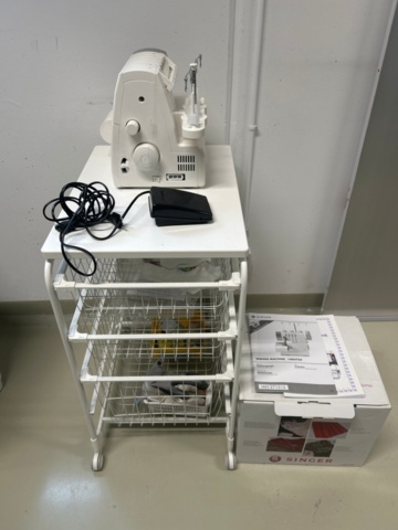 1367531-6 Sewing machine - Singer 14SH754