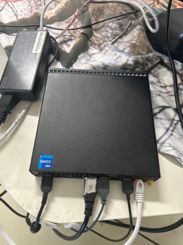 1367534-15 Skärmar, datorer, skrivare, mm.