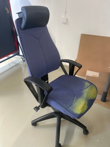 1367534-22 Skärmar, datorer, skrivare, mm.