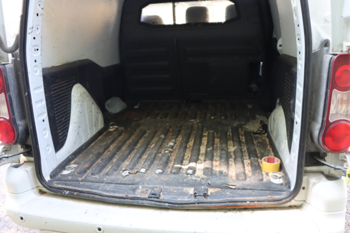 1391207-28 Peugeot Partner Van 1.6 HDi Manual, 90hp, 2015