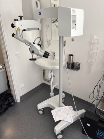 1386888-11 Mobile microscope - Carl Zeiss S100 OPMI Pico