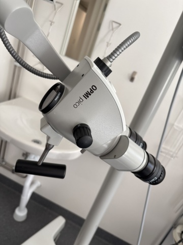 1386888-5 Mobile microscope - Carl Zeiss S100 OPMI Pico