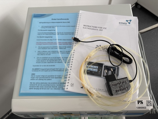 1386903-8 Diatermiapparat inklusive diverses tillbehör -  EMED ES350