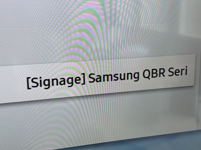 1386918-5 TV 65" på väggfäste - Samsung QBR Series