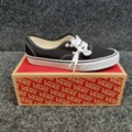 1391442-1 Skor Vans Authentic Black, Strl 42