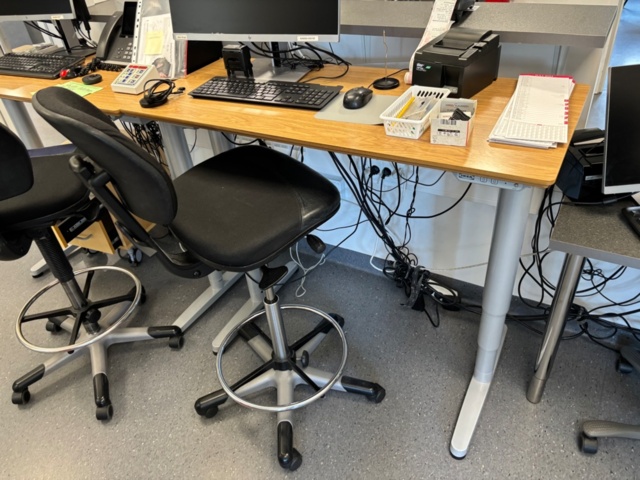 1386921-3 Kontorsmöblemang i receptionen