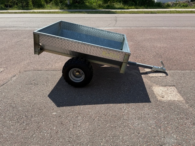 1351677-5 Farm trailer Kellfri for ATV/Farm tractor/Mower. New condition!