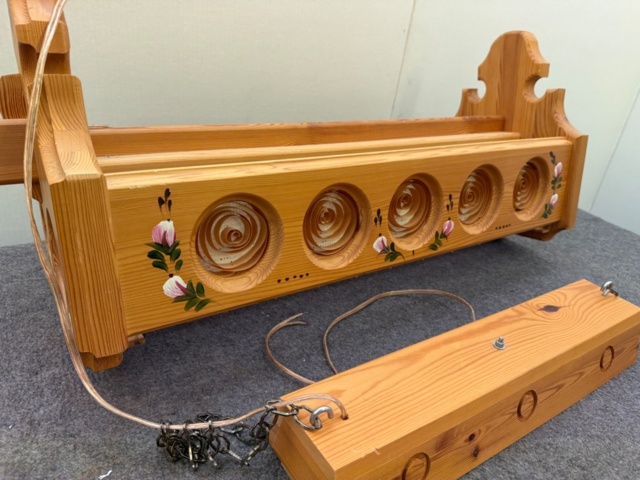 1351732-4 Retro matbordslampa i furu, kurbitsmålad