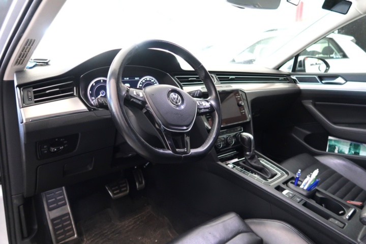 1070231-9 Volkswagen Passat Alltrack 2.0 TDI DPF SCR 4Motion DSG Sekventiell, 190hk, 2018