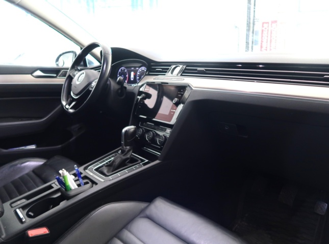 1070231-10 Volkswagen Passat Alltrack 2.0 TDI DPF SCR 4Motion DSG Sekventiell, 190hk, 2018