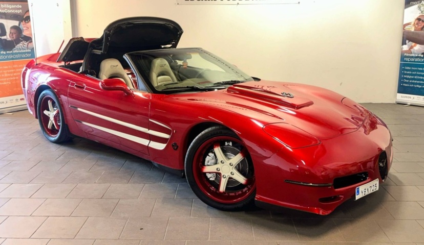1392114-2 Chevrolet Corvette Convertible 5.7 V8 Hydra-Matic, 355hp, 2003