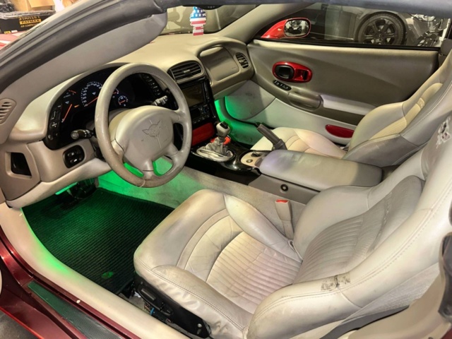 1392114-7 Chevrolet Corvette Convertible 5.7 V8 Hydra-Matic, 355hp, 2003