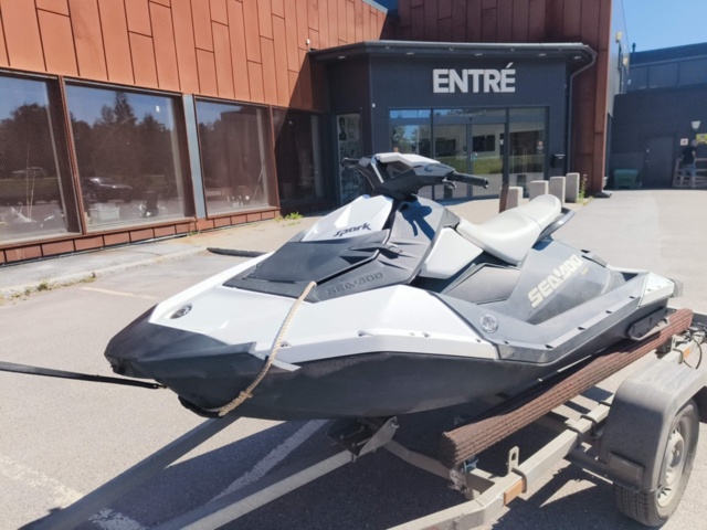 1331762-1 Jet ski Seadoo Spark -2014