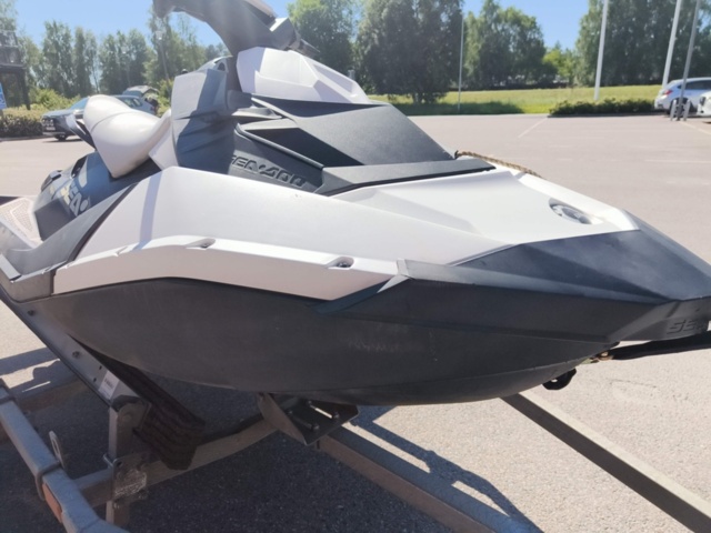 1331762-11 Jet ski Seadoo Spark -2014