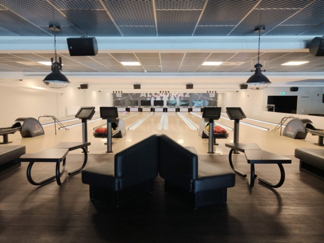 1331763-2 Komplett bowlinganläggning