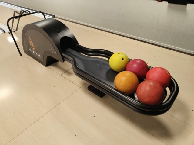 1331763-9 Komplett bowlinganläggning