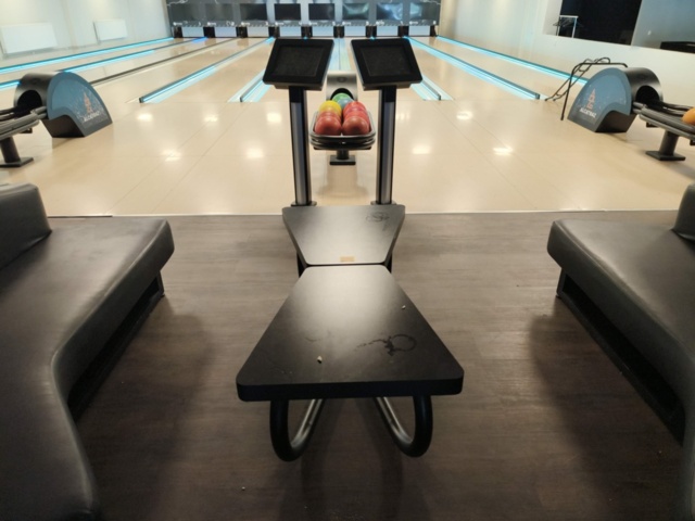 1331763-24 Komplett bowlinganläggning