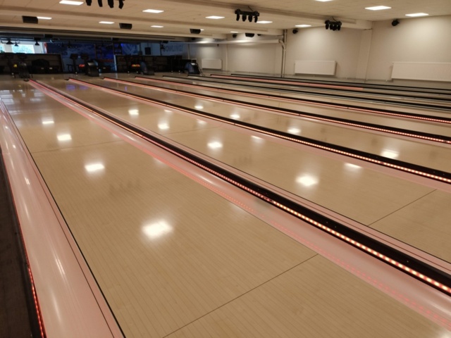 1331763-27 Komplett bowlinganläggning