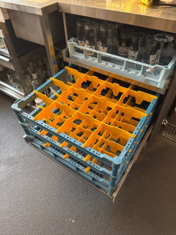 1366863-3 Stainless steel dishwashing station with dishwasher and dish rack holder