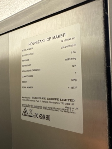 1366865-7 Ice maker with ice storage bin