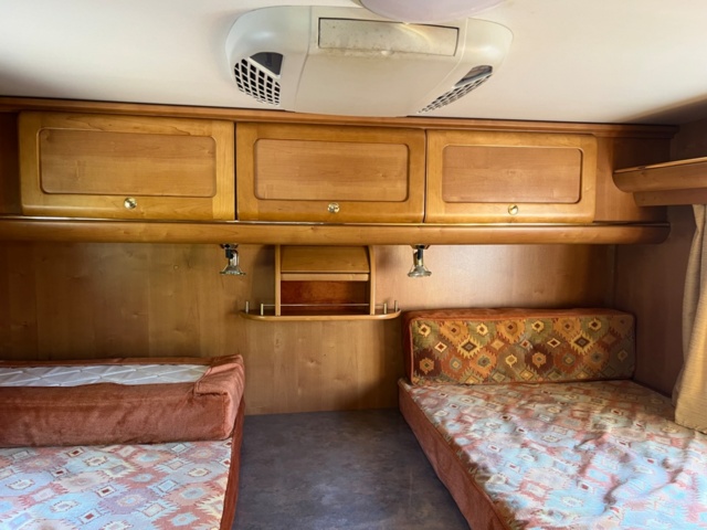 1385791-19 Motorhome Rapido 966M Mercedes-Benz Sprinter 316 CDI -05