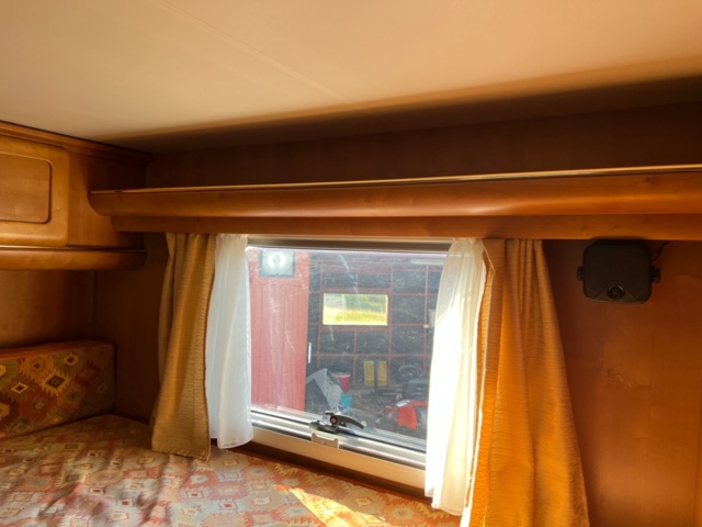 1385791-20 Motorhome Rapido 966M Mercedes-Benz Sprinter 316 CDI -05