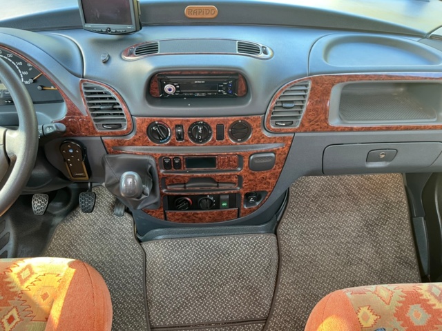 1385791-27 Motorhome Rapido 966M Mercedes-Benz Sprinter 316 CDI -05