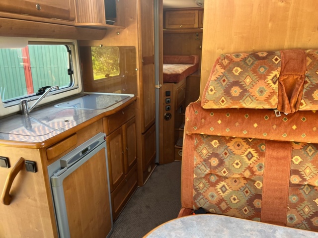 1385791-48 Motorhome Rapido 966M Mercedes-Benz Sprinter 316 CDI -05