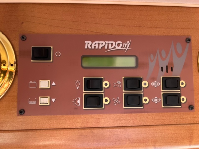 1385791-50 Motorhome Rapido 966M Mercedes-Benz Sprinter 316 CDI -05