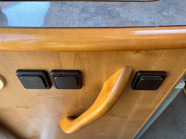 1385791-51 Motorhome Rapido 966M Mercedes-Benz Sprinter 316 CDI -05