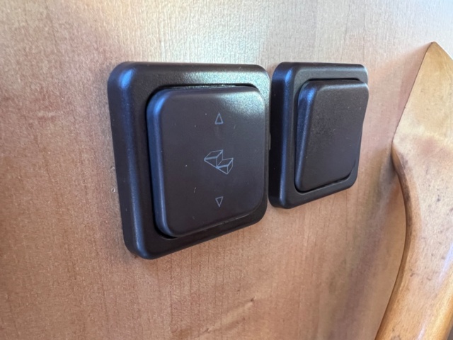 1385791-52 Motorhome Rapido 966M Mercedes-Benz Sprinter 316 CDI -05