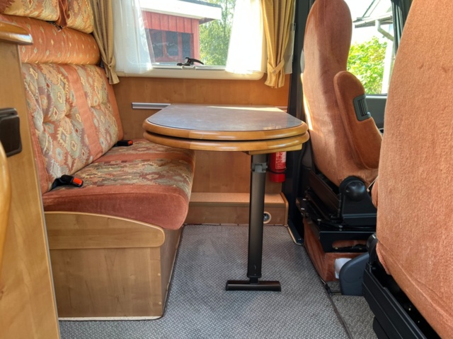 1385791-54 Motorhome Rapido 966M Mercedes-Benz Sprinter 316 CDI -05