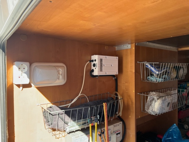 1385791-65 Motorhome Rapido 966M Mercedes-Benz Sprinter 316 CDI -05