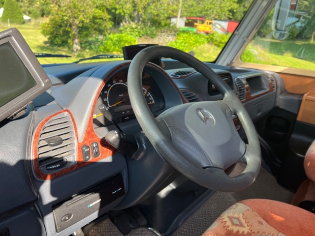 1385791-70 Motorhome Rapido 966M Mercedes-Benz Sprinter 316 CDI -05