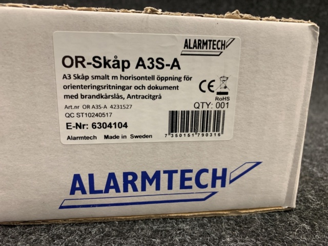 1392426-3 OR-skåp A3 smal brandlås, grå